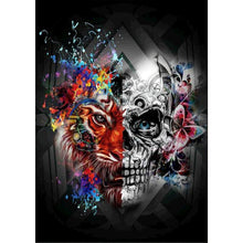 Load image into Gallery viewer, Skull - Full Diamond Painting - 30x40cm
