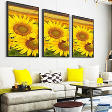 Load image into Gallery viewer, Sunflower 3 Panel - Full Drill Round Drill - 45x70cm
